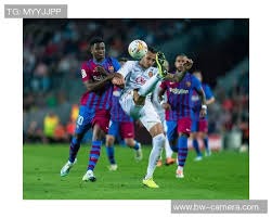 英超积分榜：阿森纳仍6分领跑，第5至第15总共只差7分